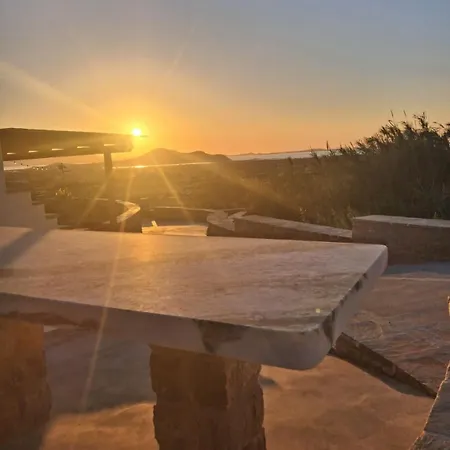 Manolas Sunset View *
